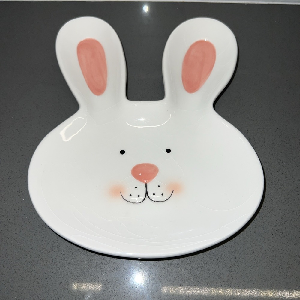 Easter~"Holiday Home" carrot patch bunny plate